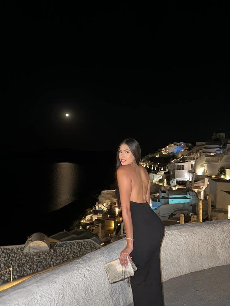 Yasmina – Venezuelan escort in Beirut — 5 / 6