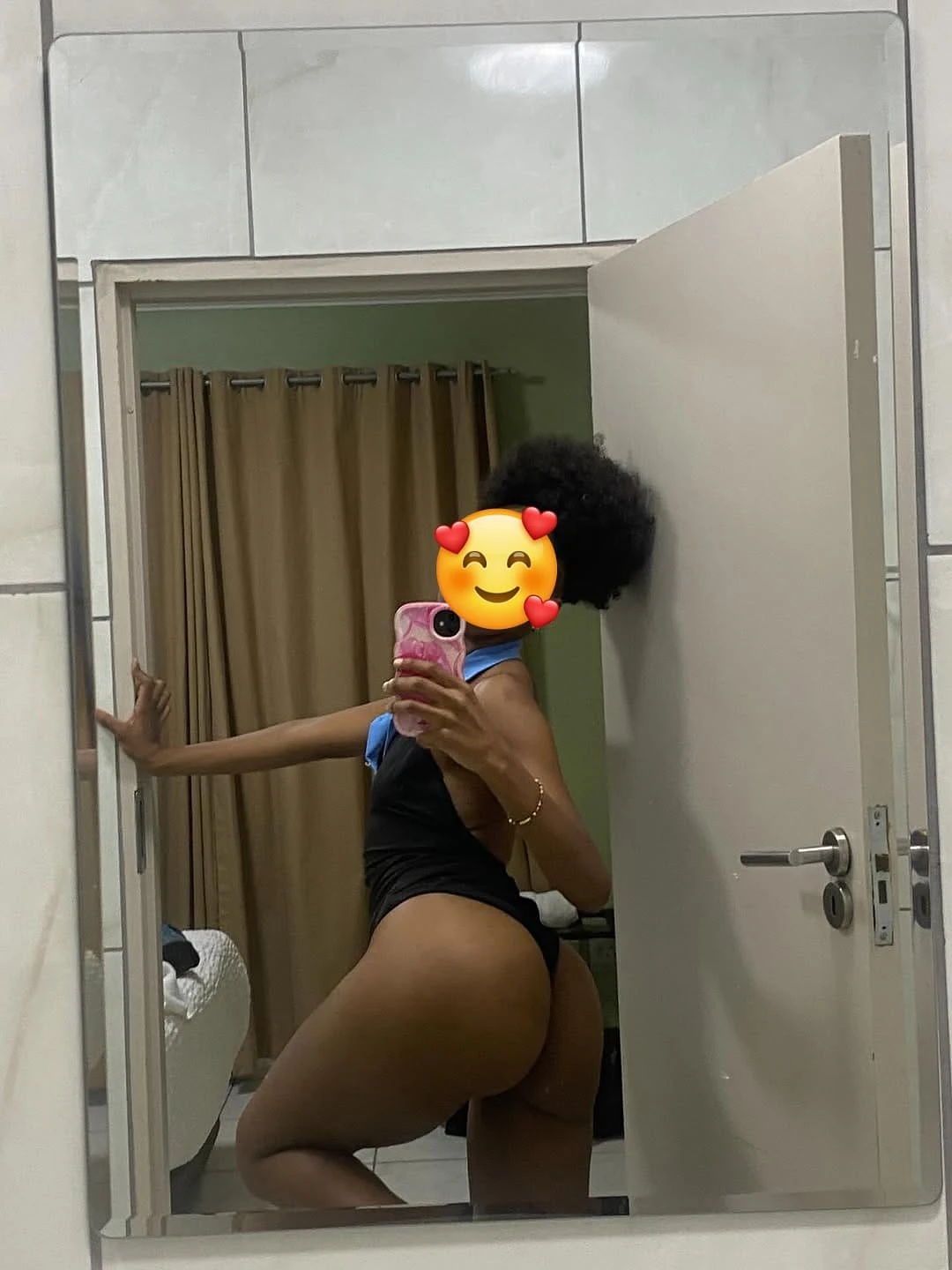 Bouncy Soft Ass Natasha Juicy Boobs – South African escort in Mumbai — 5 / 8