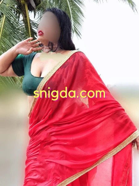 Snigda Chubby Wife Cam – Indian escort in Kochi — 6 / 7
