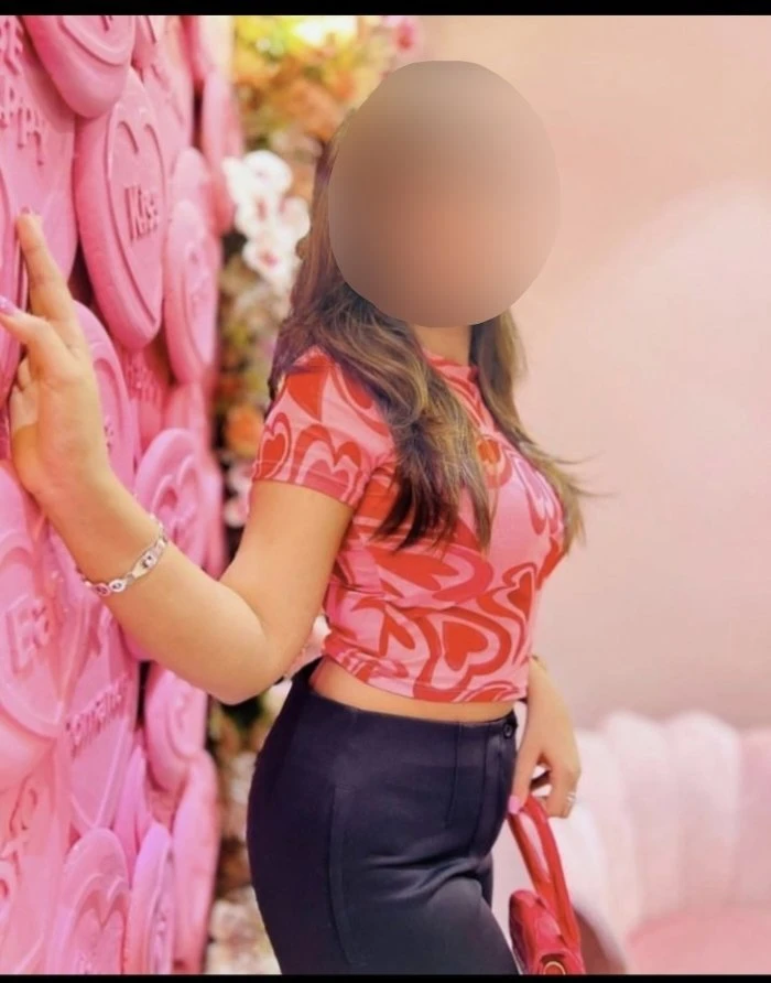 Sapna Independent Girl – Indian escort in Mumbai — 1 / 5