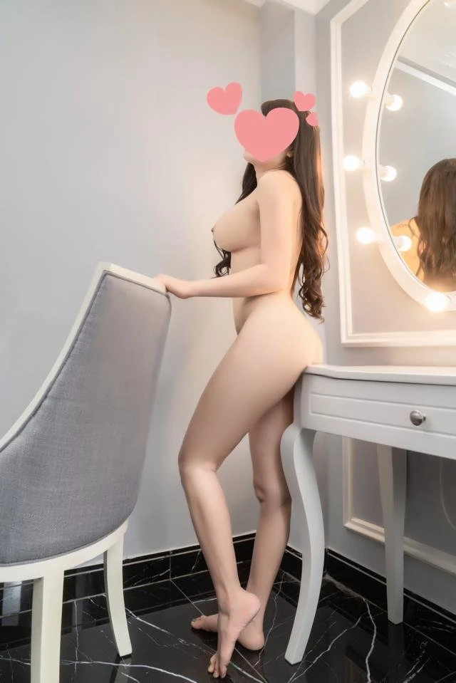 Cherry – Vietnamese escort in Hanoi — 5 / 13