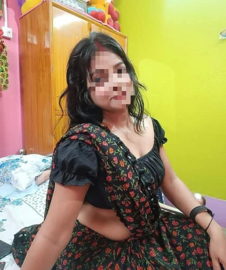 Aayushi – Indian escort in Noida, Escort, Noida