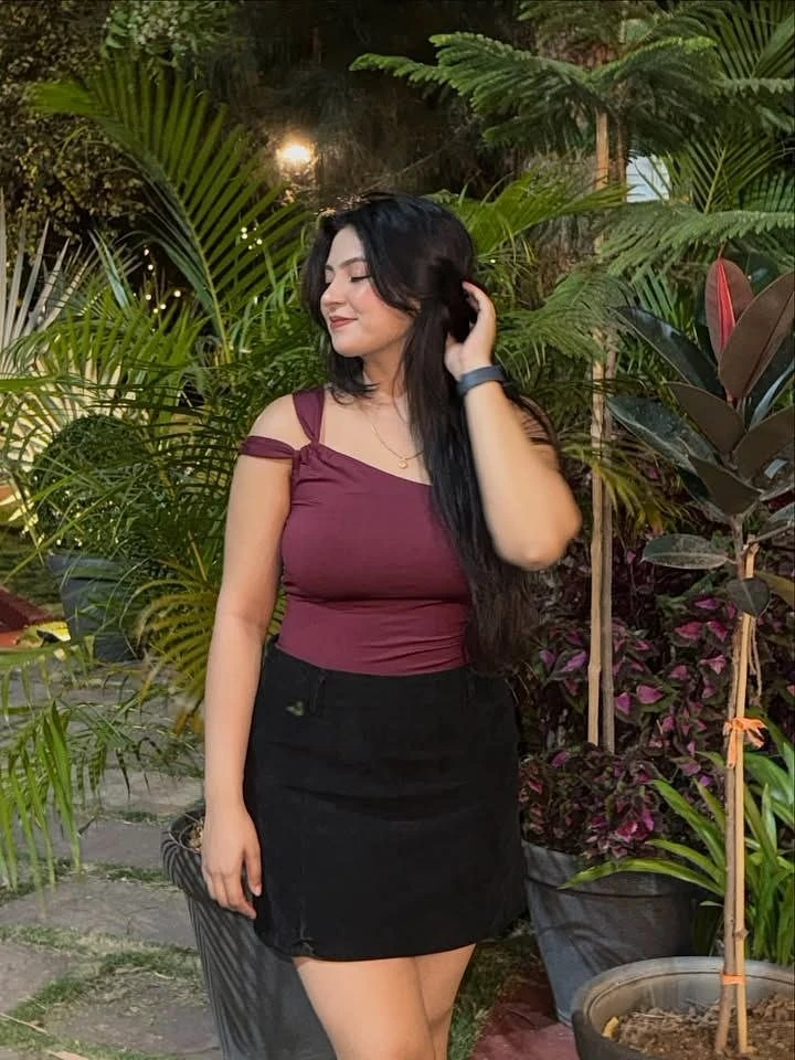 Vanshika – Indian escort in Mumbai — 2 / 4