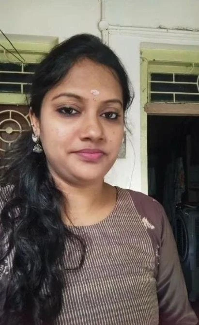 Vidya Ji – Indian escort in Pune — 1 / 2