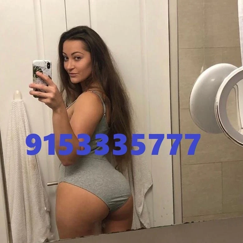 PAYAL SHARMA – Indian escort in New Delhi — 2 / 4