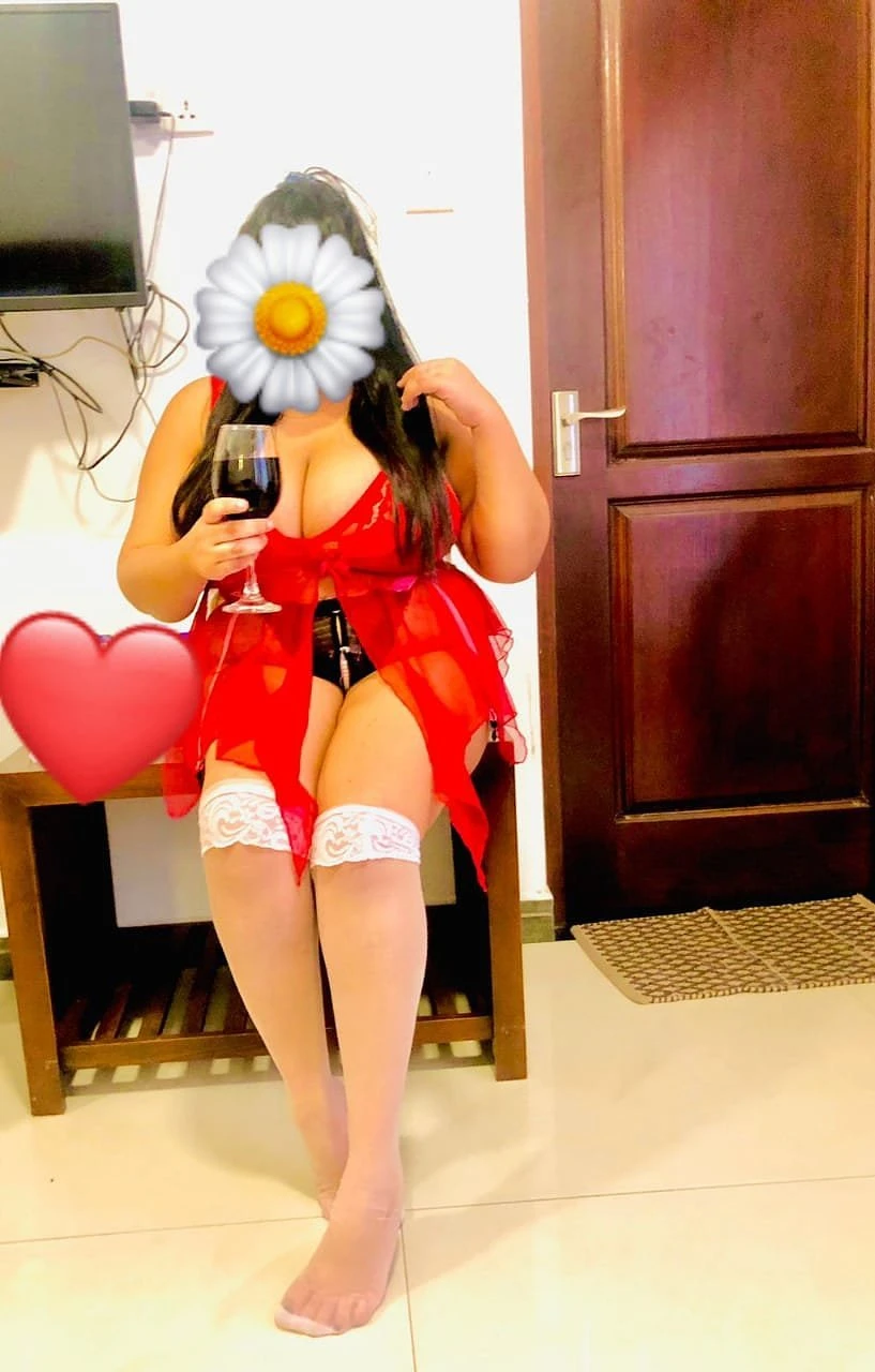 Banuki – Sri Lankan escort in Colombo — 5 / 26