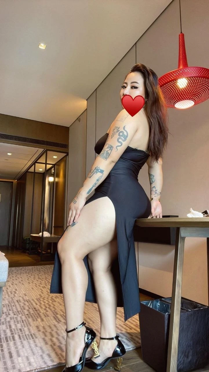 Chubby Anal Qween 🤍 in Thamel – Nepalese escort in Kathmandu — 4 / 6