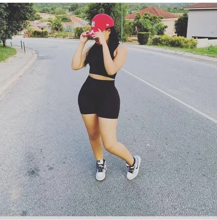 Hummy sexy African sex queen – South African escort in Chennai — 3 / 8