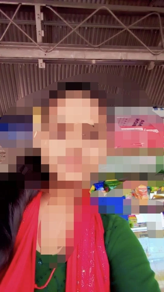 Anisha Cam Show & Meet – Indian escort in Mumbai — 1 / 2
