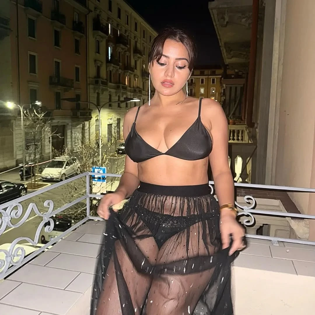 Vip Escort Service – Indian escort in Jaipur — 4 / 7