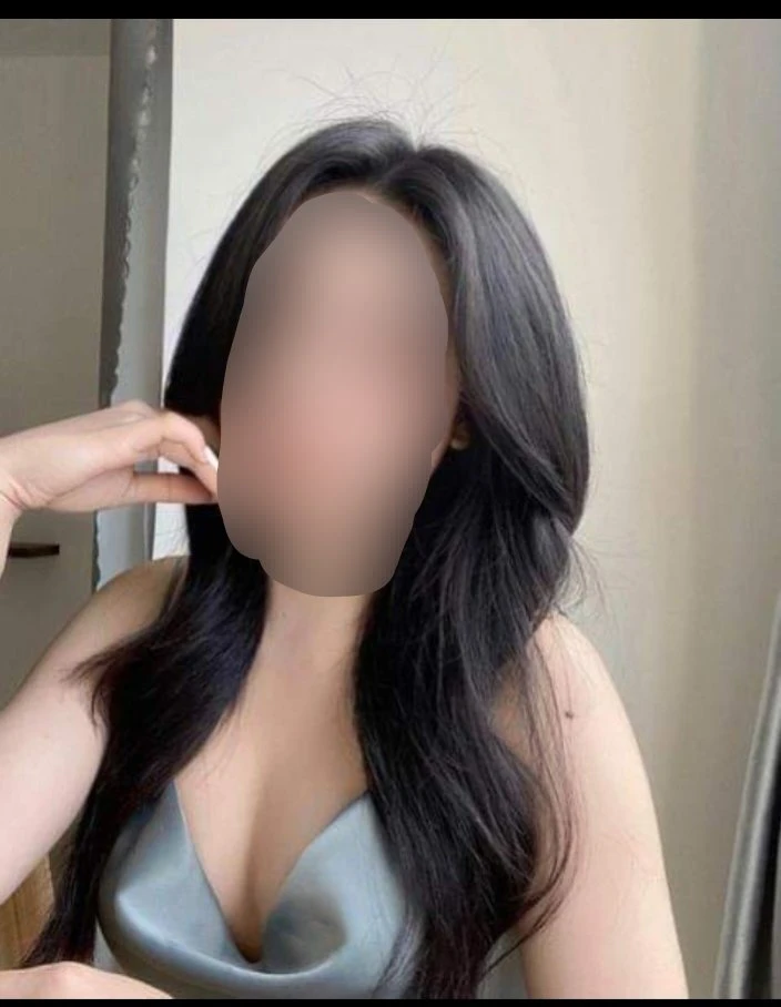 Diya Cam Show and Real Independent – Indian escort in Mumbai — 1 / 6