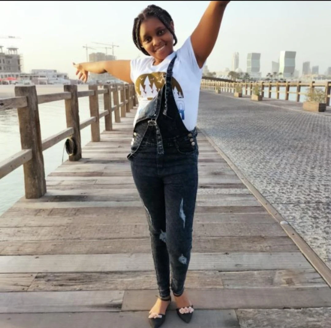 Lola sweetness – Senegalese escort in New Delhi — 5 / 6