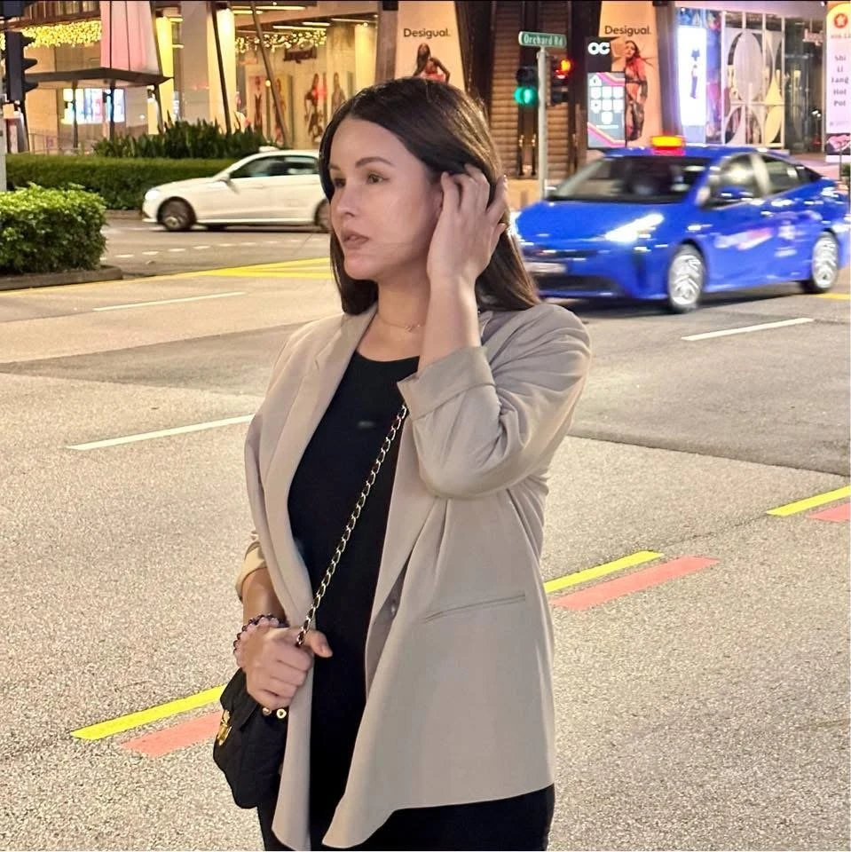 Heiress – Monacan escort in Mumbai — 11 / 18