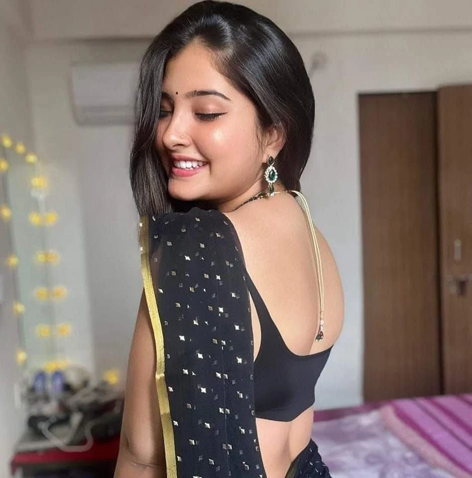 🧿 HELLO GUYS MY NAME IS JOSHNA LIVE NI – Indian escort in Kochi — 2 / 4