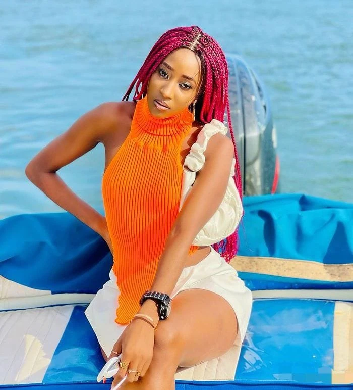 Anna Sheila – Kenyan escort in Kolkata — 2 / 5