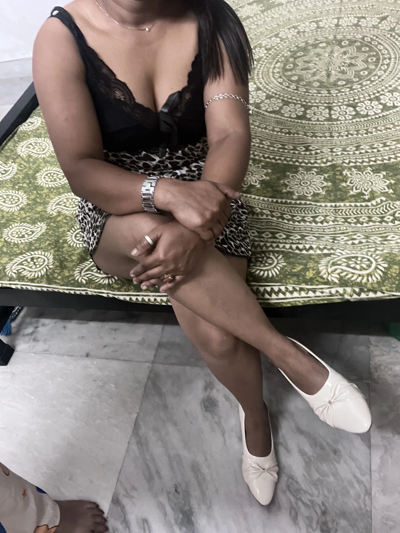 Riya Sen Independent Real Meet and Cam – Indian escort in Kolkata — 10 / 11