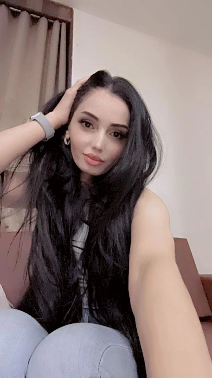 NOIDA ESCORTS AGENCY ALL HOTELS HOME APA – Indian escort in Noida — 5 / 10