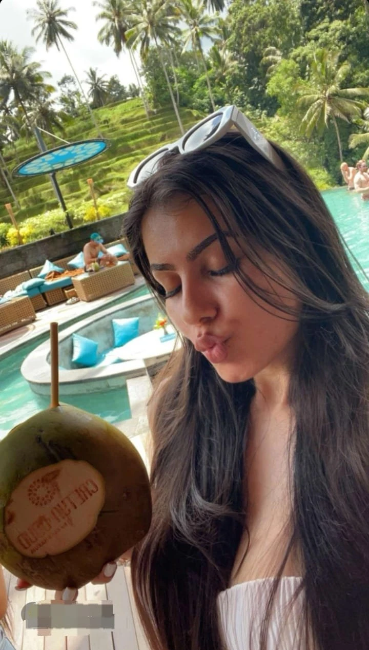 Kolkata Model Escort 5 Star Hotels – Indian escort in Kolkata — 4 / 5