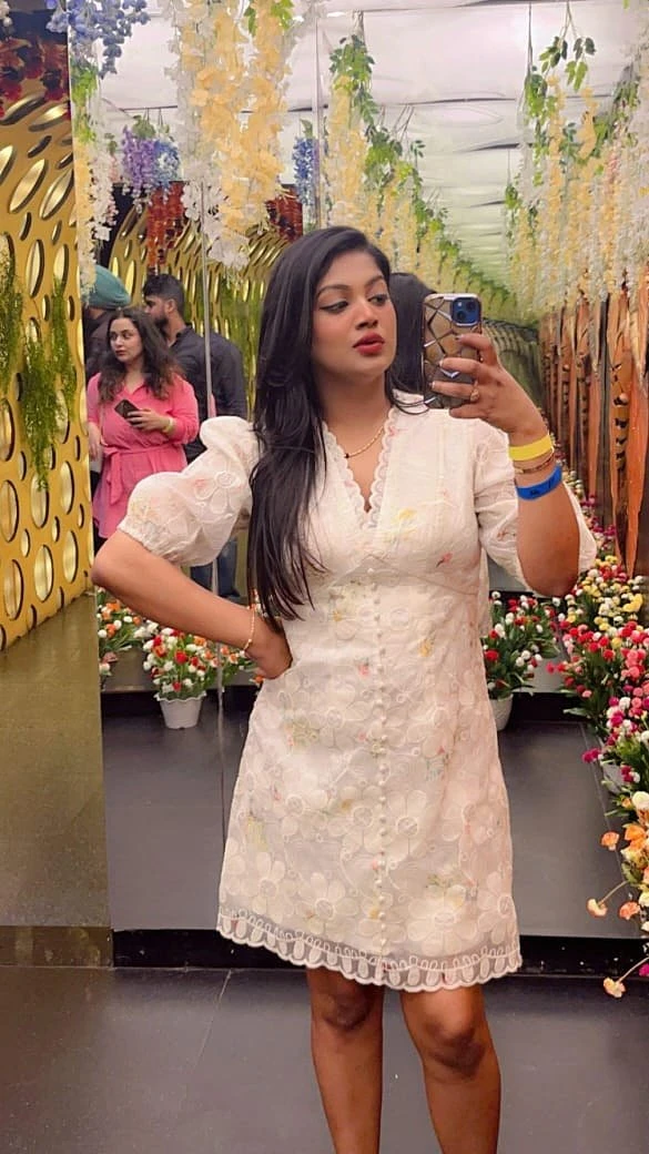 Preeti Verma – Indian escort in Hyderabad — 3 / 4