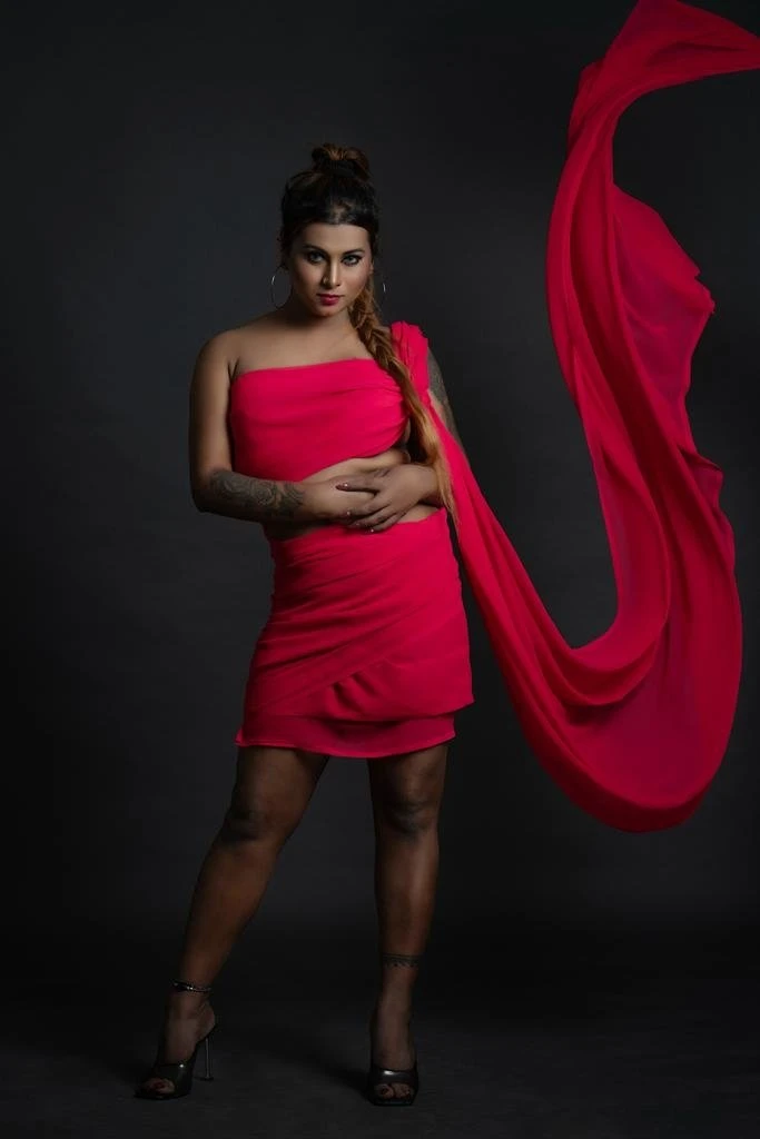 CAM CHAT WITH MODEL SHREYA (GENUINE) – Indian escort in Mumbai — 1 / 13