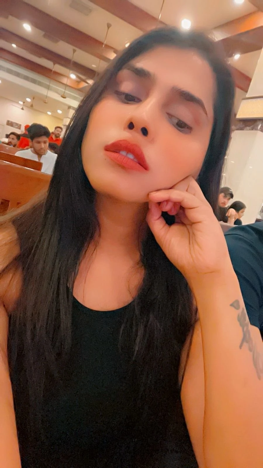 Real Meet & Cam secssion Mouni Roy – Indian escort in Thane — 3 / 6
