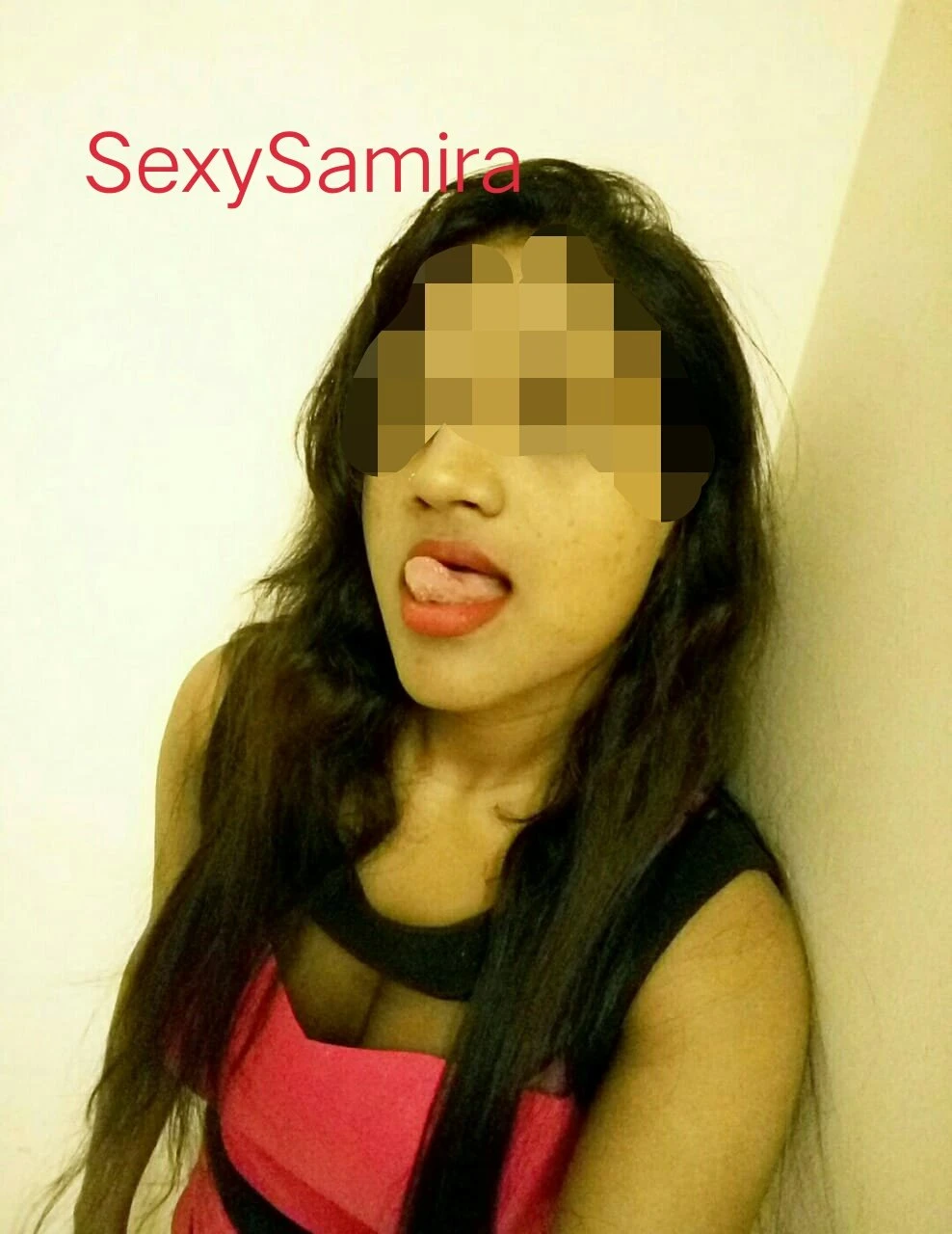 SexySamira for Cam session n real meets – Indian escort in Mumbai — 6 / 9