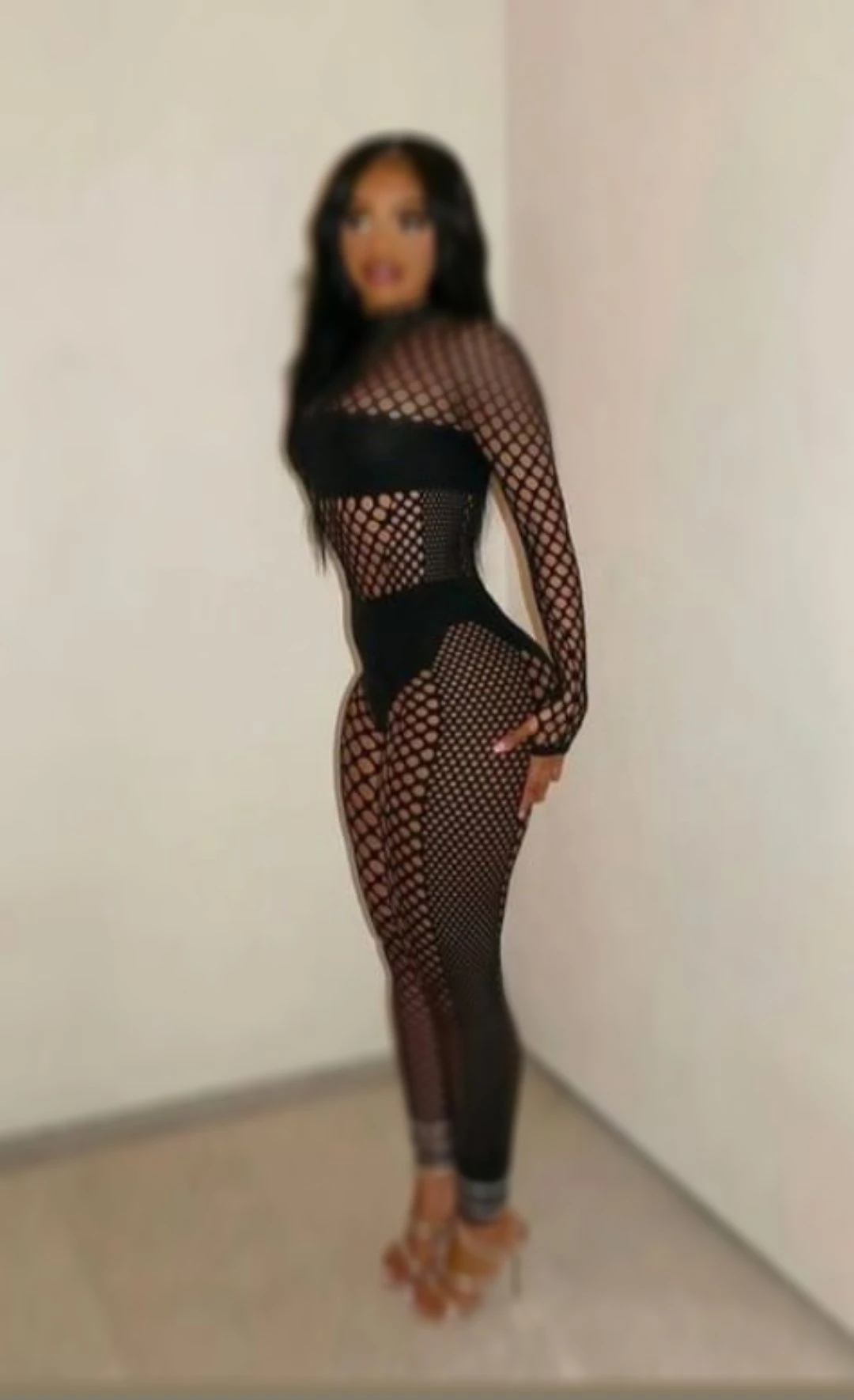 Clarabae – Jamaican escort in Hyderabad — 2 / 4