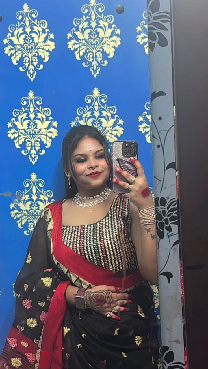 Aahi Roy – Indian escort in Kolkata — 1 / 7