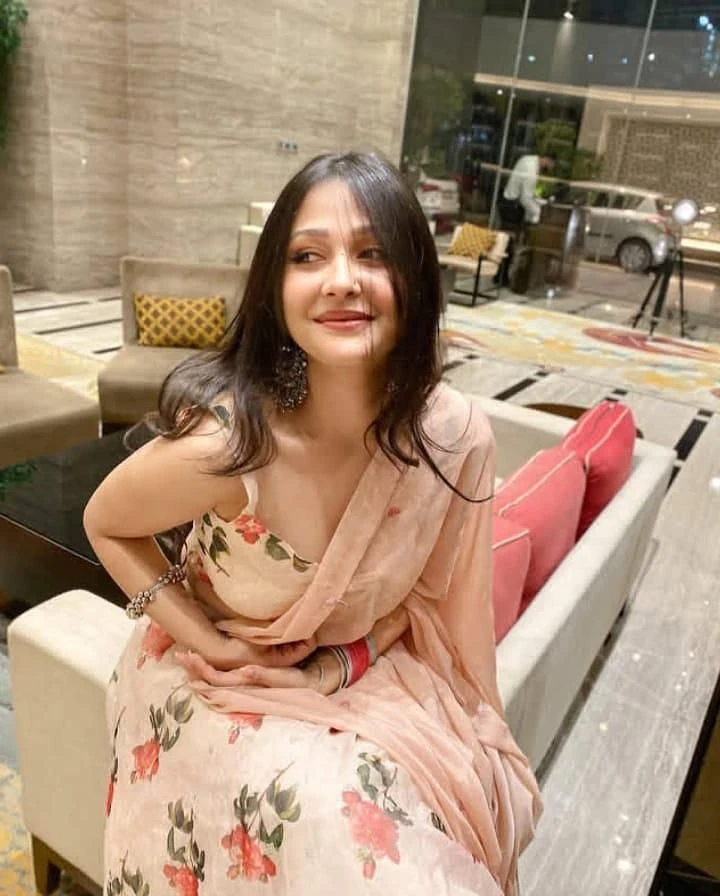 Vishakha – Indian escort in Mumbai, Escort, Mumbai