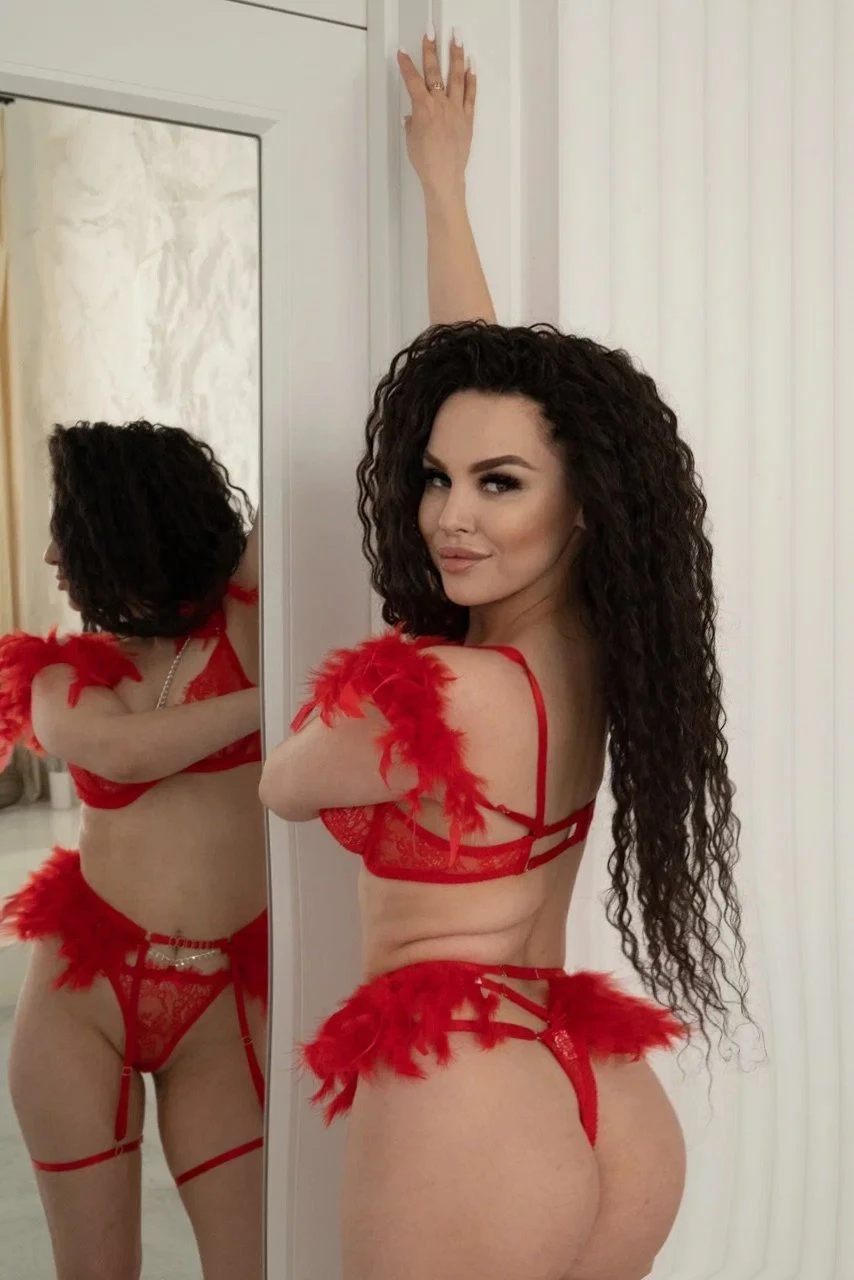 Kseniya – Belarusian escort in Beirut — 6 / 9