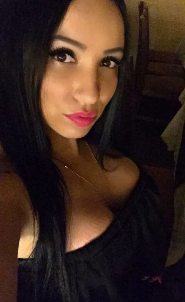 Mira – Romanian escort in Malta — 3 / 4