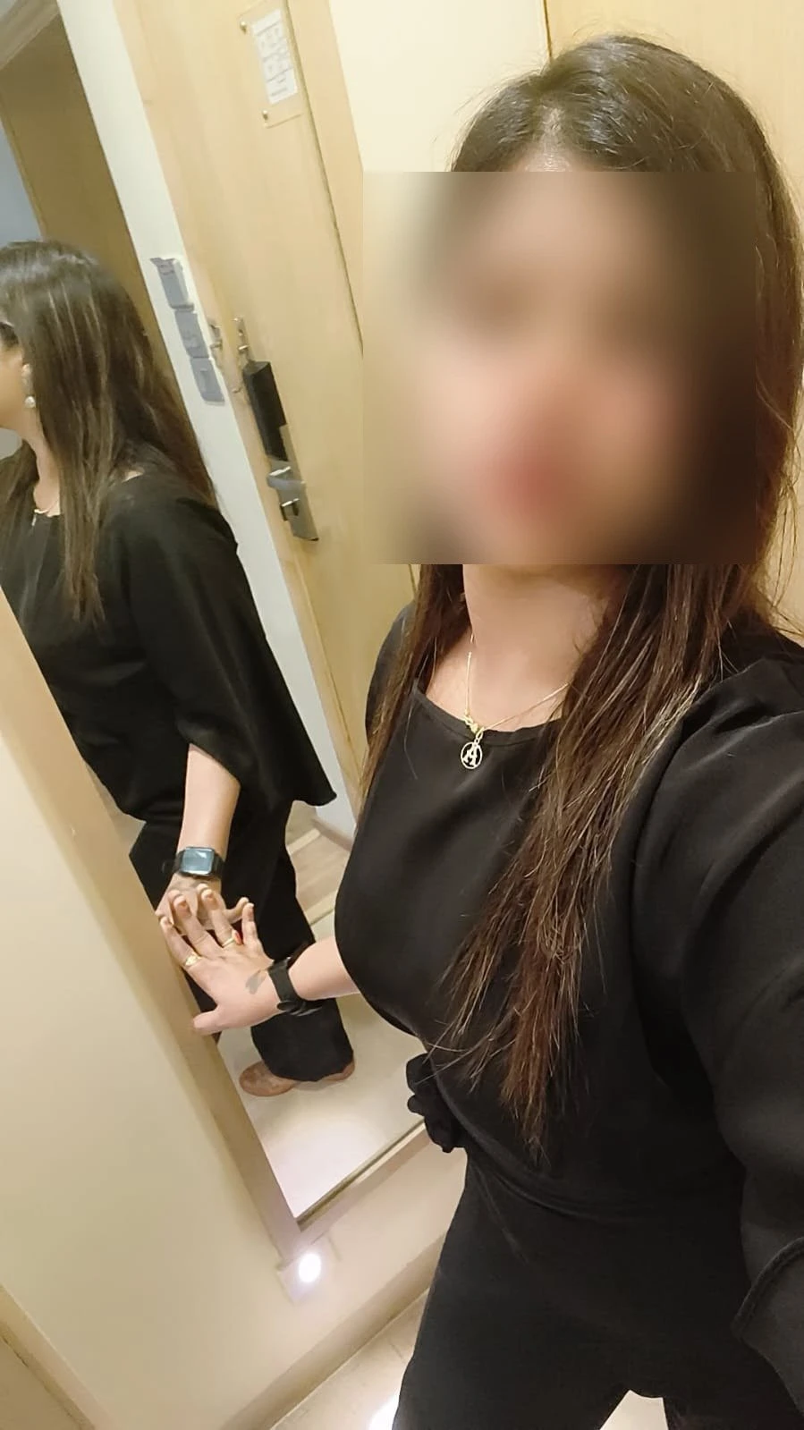 Joya Khan – Indian escort in Hyderabad — 8 / 10
