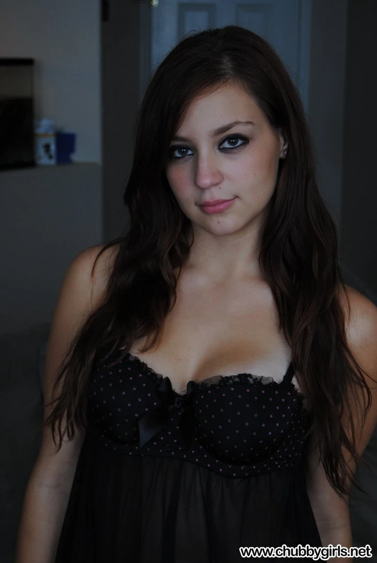jaipur escorts 𝟡𝟡𝟝𝟘𝟟𝟙𝟟𝟛𝟡𝟟 – Russian escort in Jaipur — 1 / 4