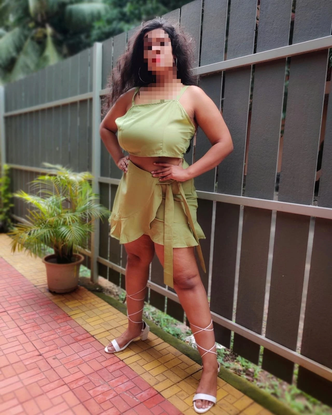 Sejal Nude Calling – Indian escort in Kolkata — 4 / 6
