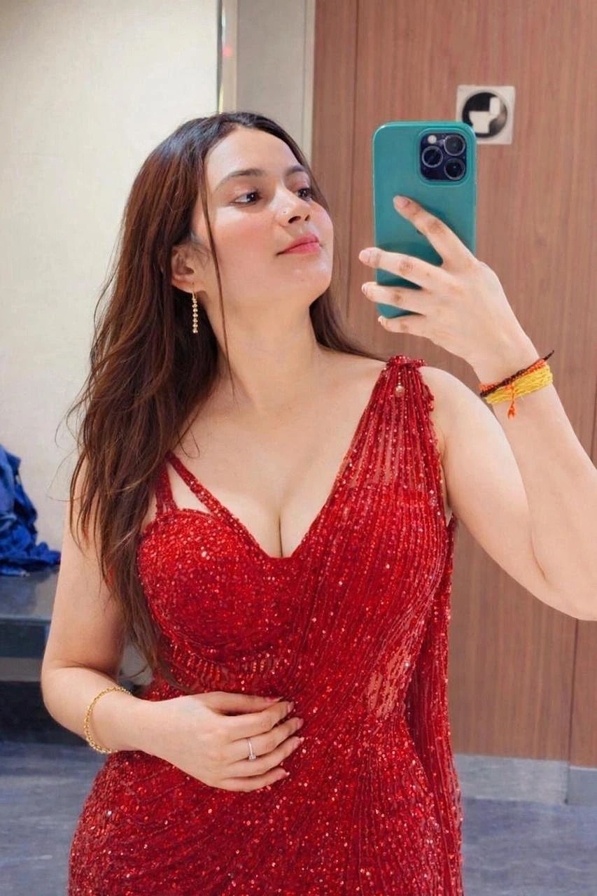 Top Class Russian & Indian Available – Indian escort in Pune — 1 / 2