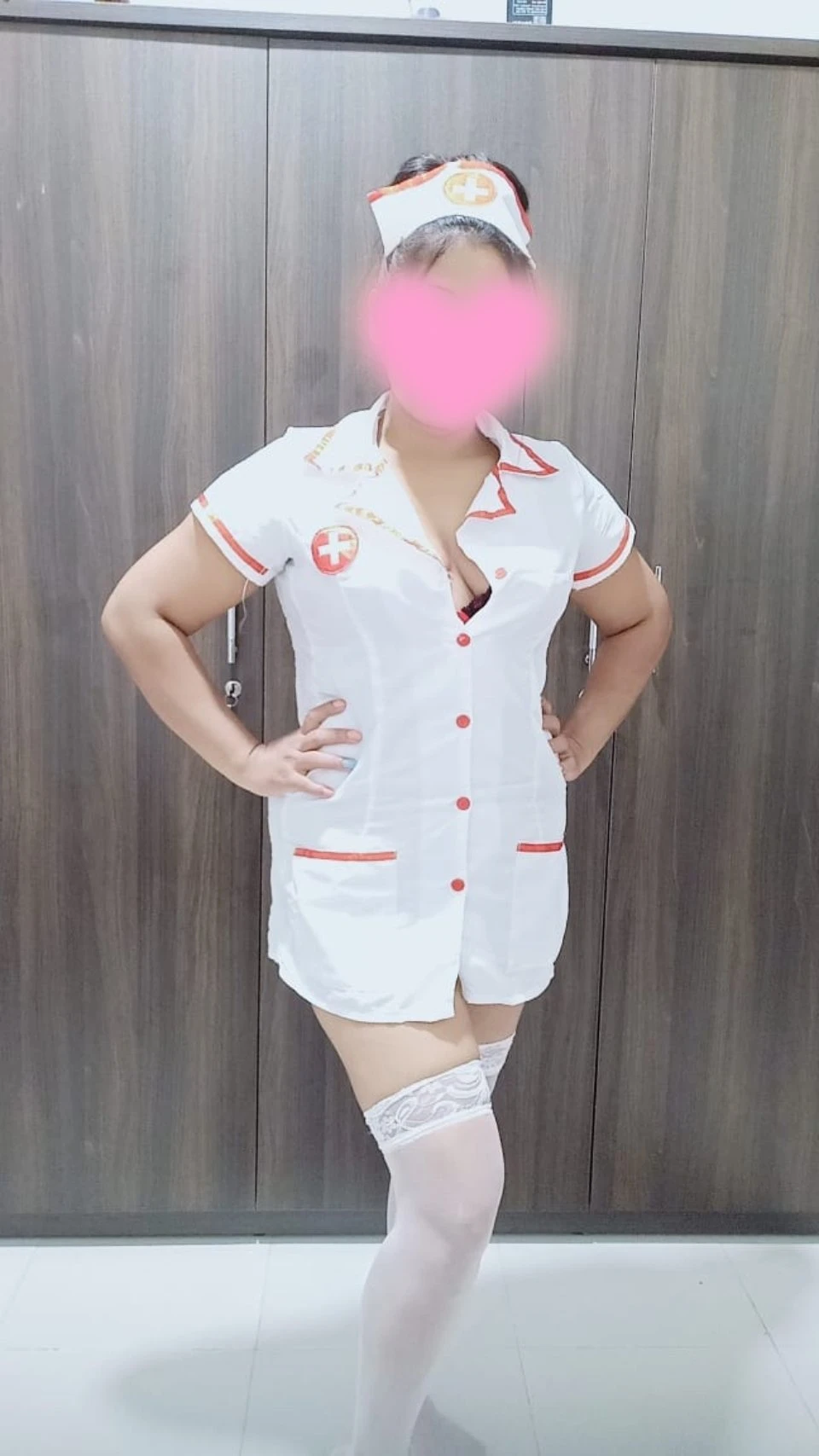 Rishika @ Cam Show – Sri Lankan escort in Colombo — 10 / 12