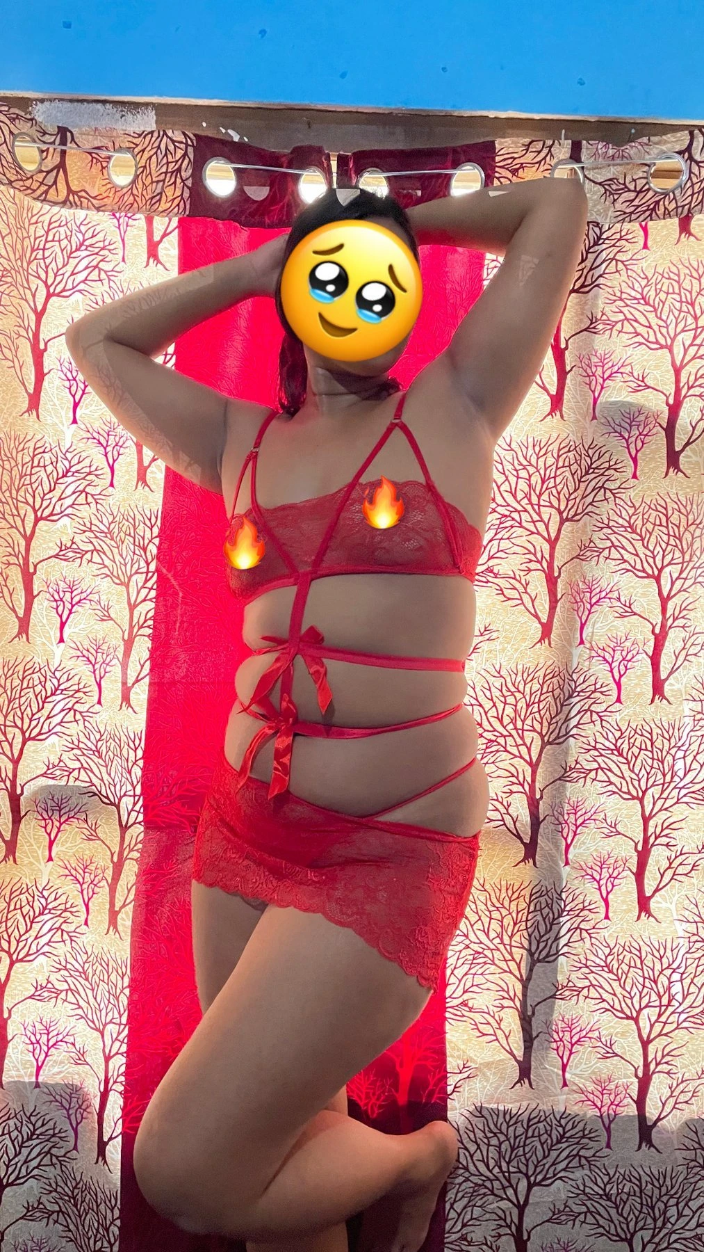 Anjila – Nepalese escort in Kathmandu — 2 / 3