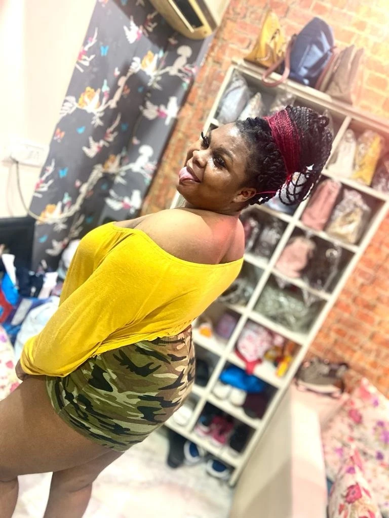 Mimi – South African escort in New Delhi — 3 / 5