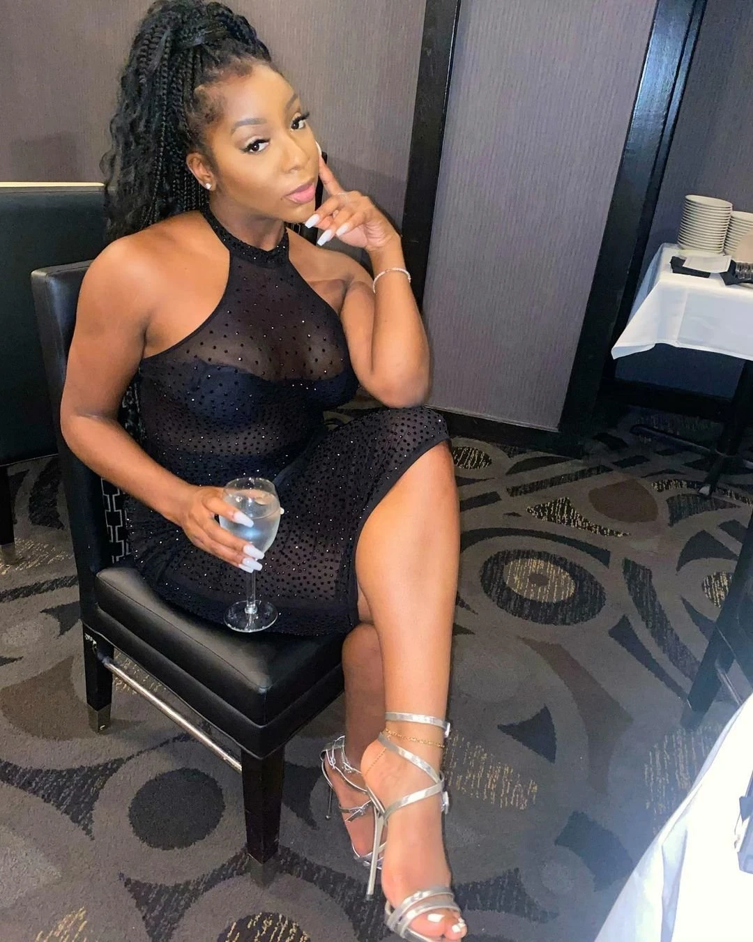Nadia – Angolan escort in New Delhi — 6 / 7
