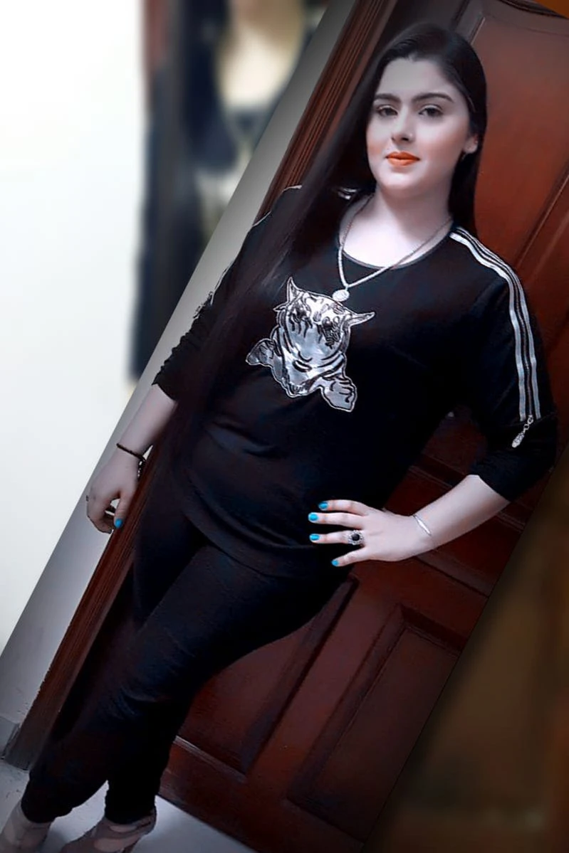 Nealam – Pakistani escort in Lahore — 10 / 12