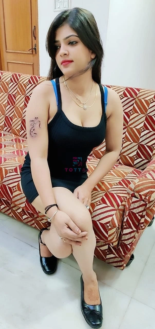 Shivani Independence – Indian escort in New Delhi — 3 / 4