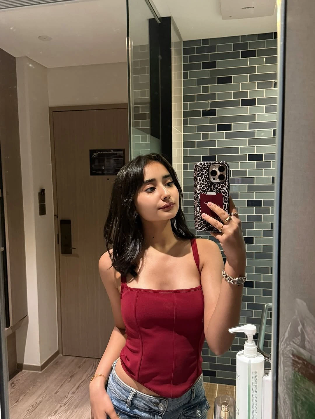 Ira – Indian escort in Ranchi — 1 / 5