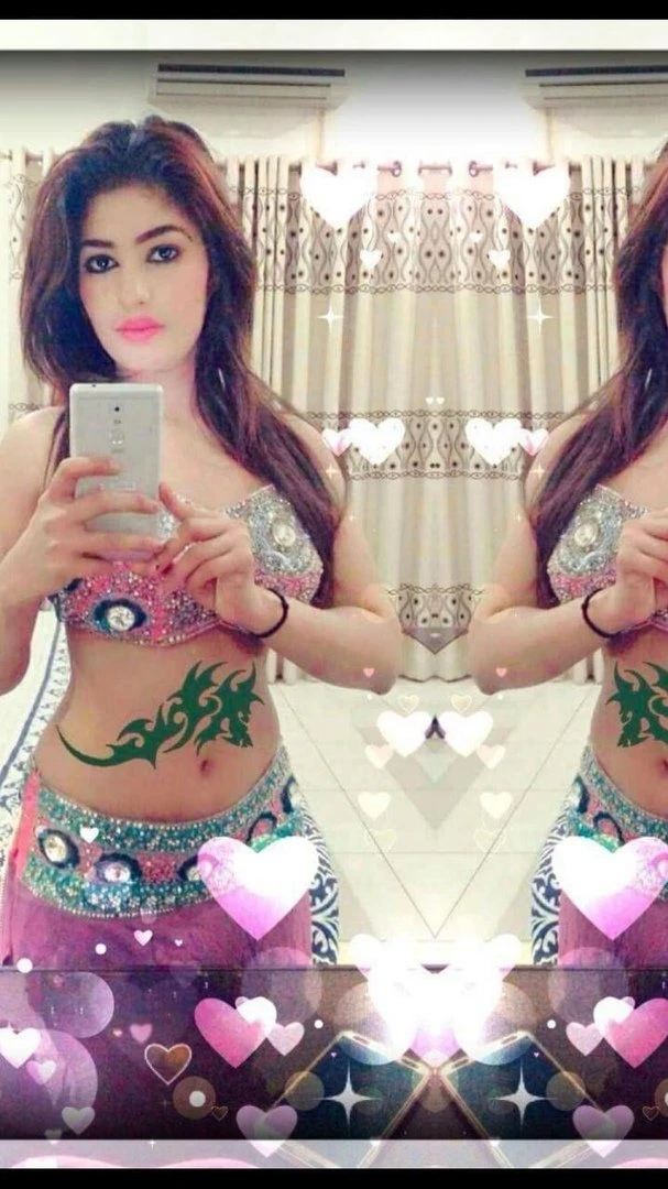 Fart Malik – Pakistani escort in Karāchi — 7 / 11