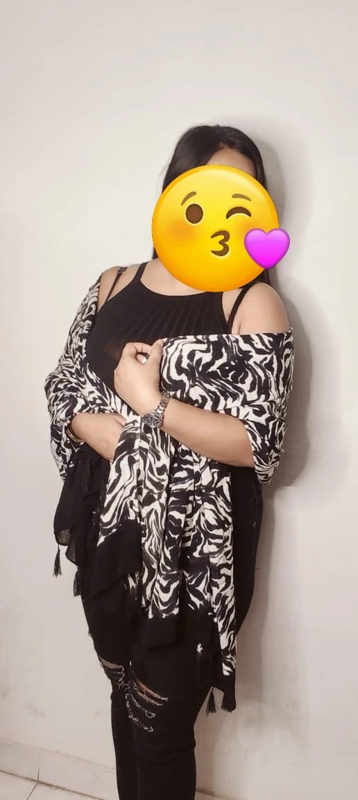 CALL GIRLS IN HYDERABAD – Indian escort in Hyderabad — 3 / 4