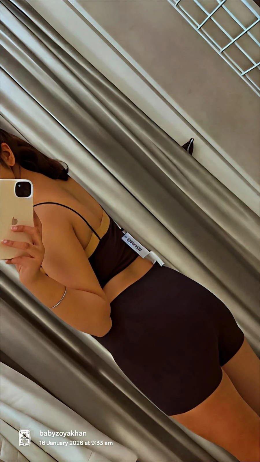 Zoya cam &realmeet – Indian escort in New Delhi — 4 / 6
