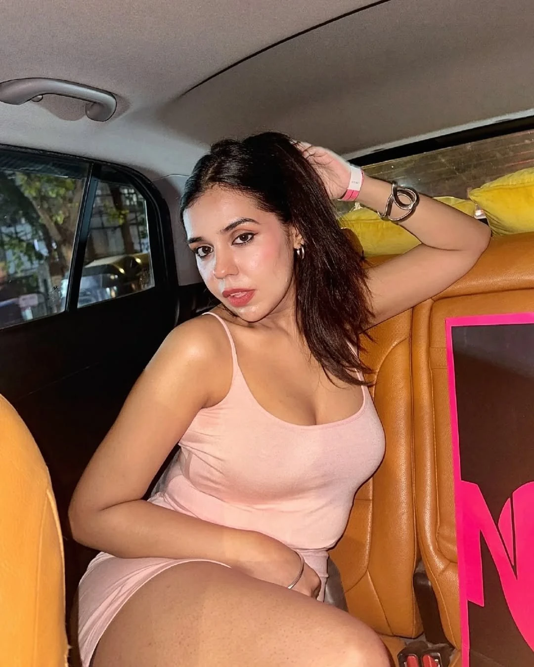 Nancy – Indian escort in Kolkata — 1 / 4