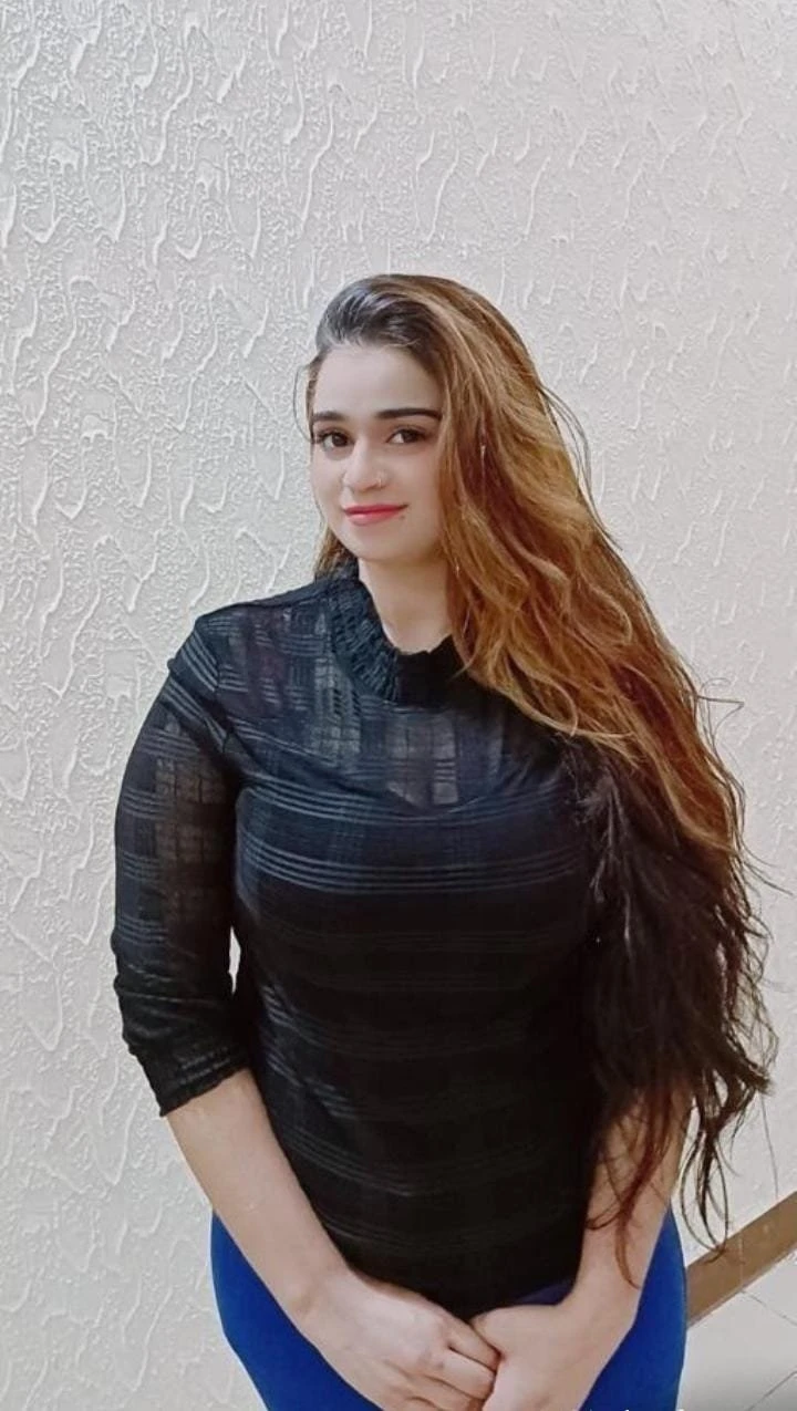 Sonia Khan – Pakistani escort in Islamabad — 2 / 7