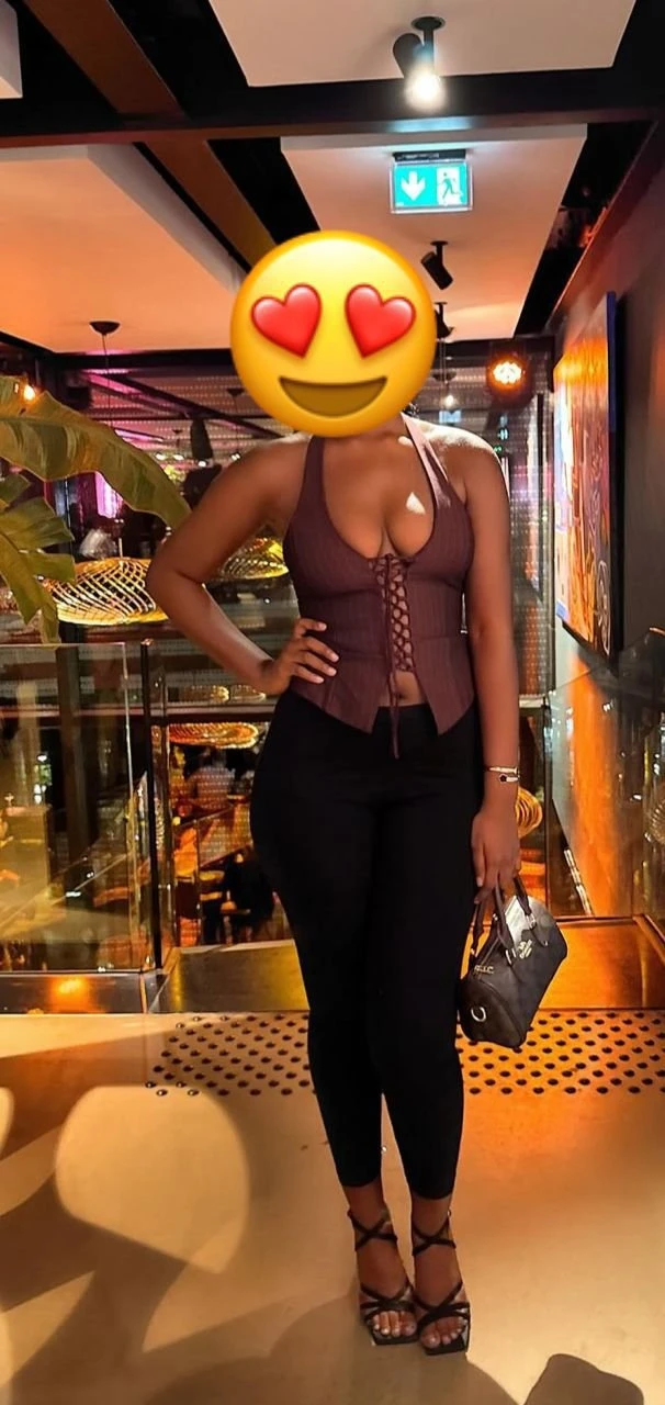 Sativa Laura – Ivorian escort in Abidjan — 5 / 7