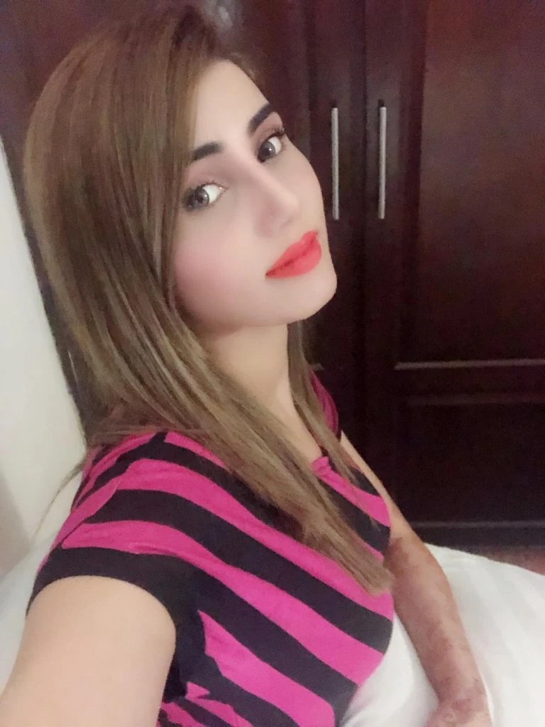 Iram Butt – Pakistani escort in Karāchi, Escort, Karāchi