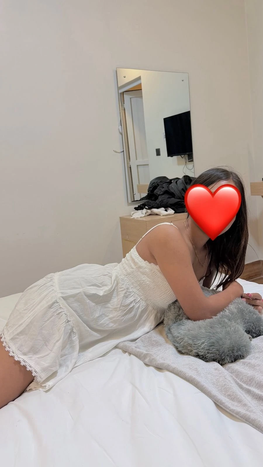 Cute Bunu Real Meat Cam 24hrs – Nepalese escort in Kathmandu — 4 / 6